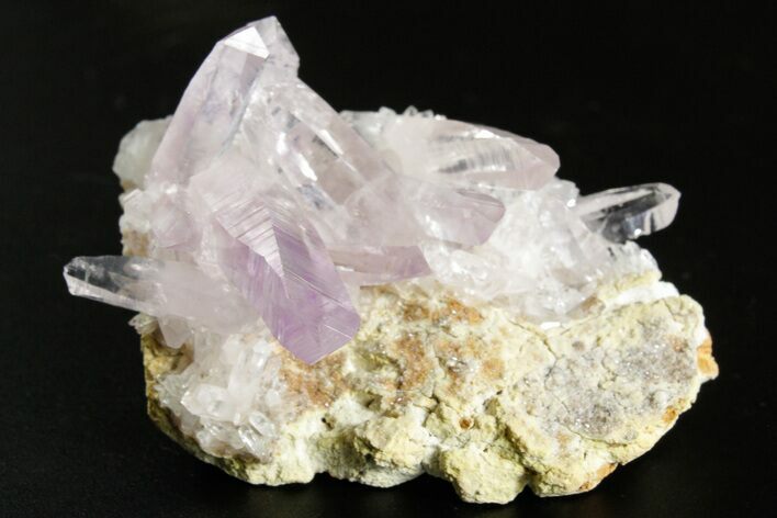 Attractive Amethyst Crystal Cluster - Las Vigas, Mexico #355003
